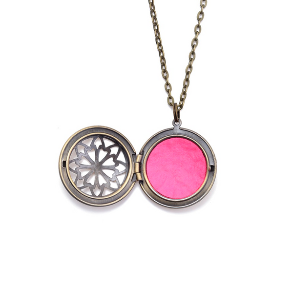 FREE ESSENTIAL OIL DIFFUSER NECKLACE